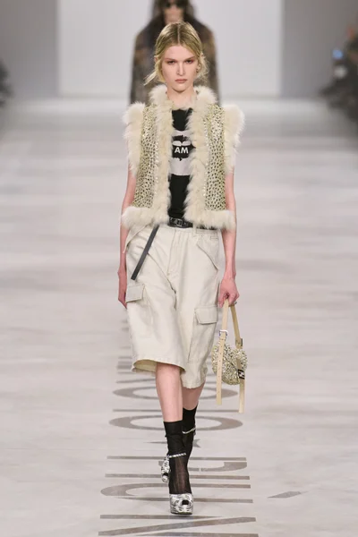 Look 20